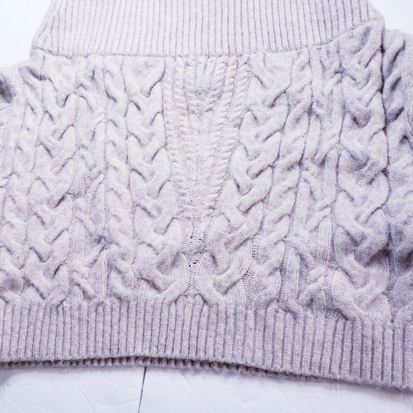 Off the Shoulder Cozy Wool Cable Knit Express Sweater - Picture 11 of 12